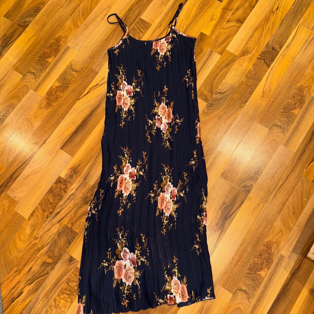Bishop + Young Navy Blue‎ Floral Print Pleated Maxi Dress tank adjustable lined